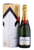 Moet & Chandon Imperial Brut Шампанское Моет и Шандон Империаль Брют 0.75л в подарочной упаковке