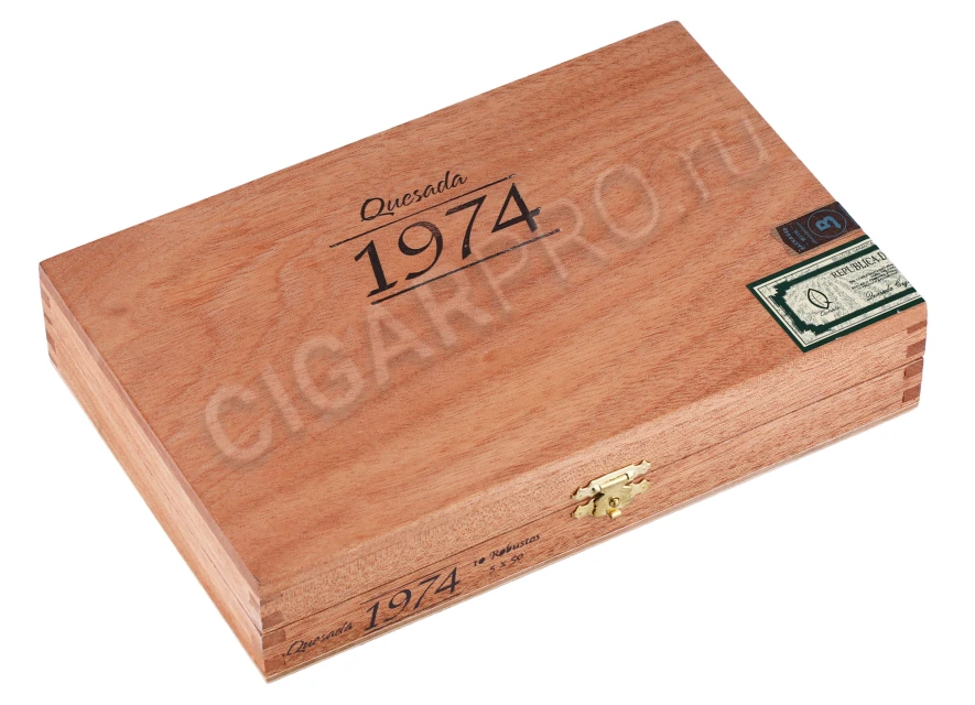 Коробка Сигар Quesada 1974 Robusto