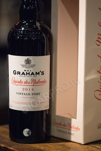 Grahams Quinta dos Malvedos 2014 Портвейн Гремс Кинта дуж Мальведуш 2014 0.75л в подарочной упаковке