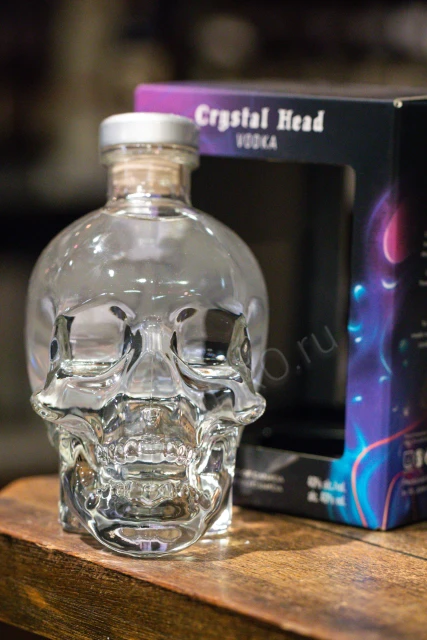 Crystal Head Водка Кристал Хед 0.7л в подарочной упаковке