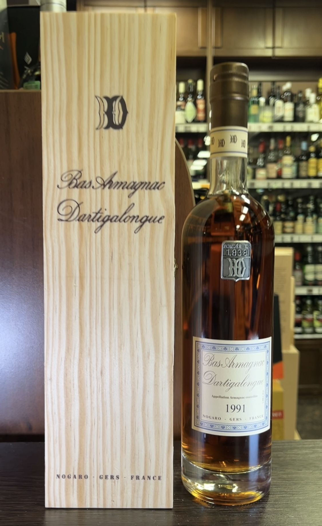 Vintage Bas Armagnac Dartigalongue 1991 years Арманьяк Винтаж Ба Арманьяк Дартигалон 1991 года 0.5л в деревянной упаковке