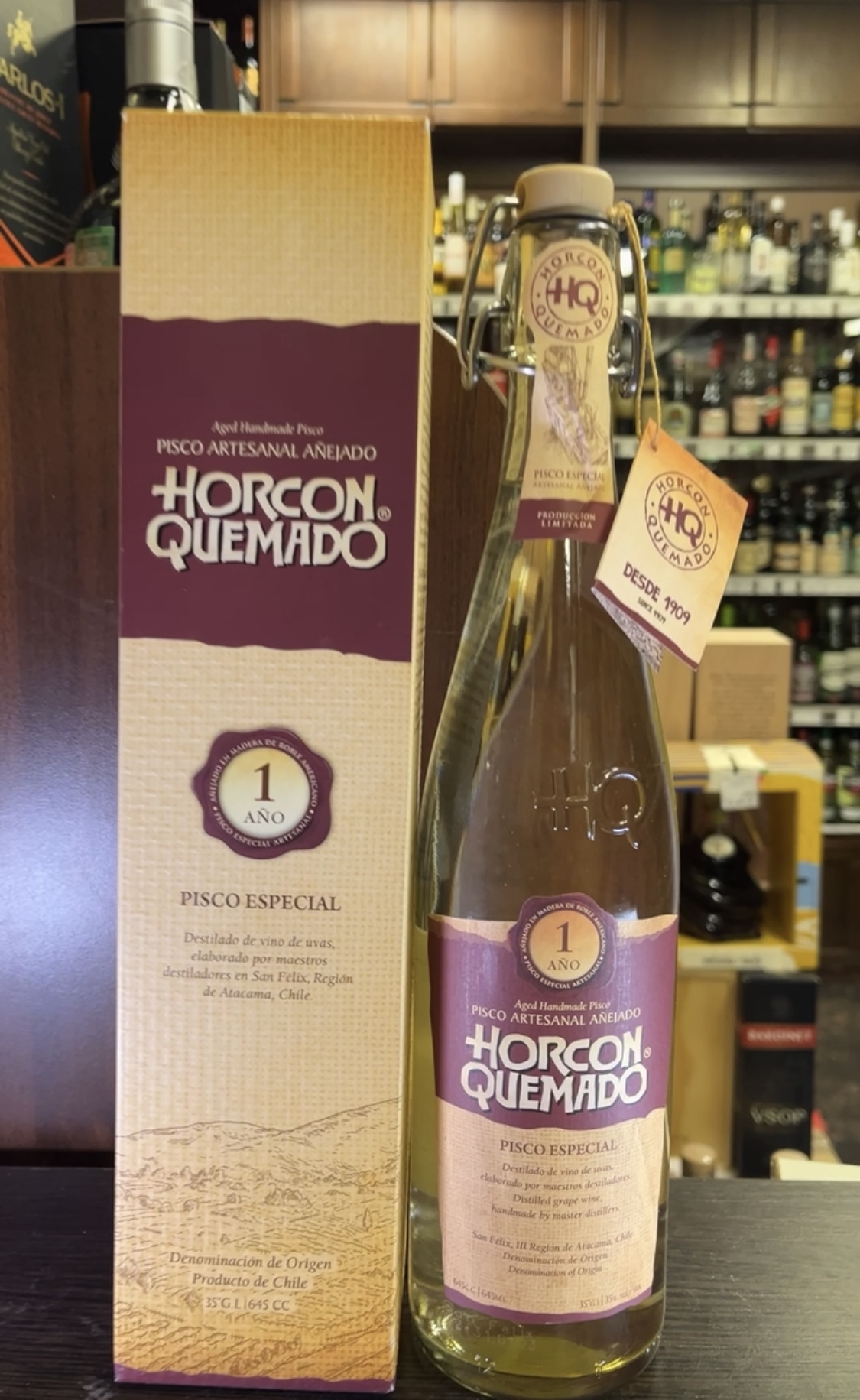 Horcon Quemado Pisco Especial 1 Ano Писко Оркон Кемадо Писко Эспесиал 1 год  0.645л в подарочной упаковке