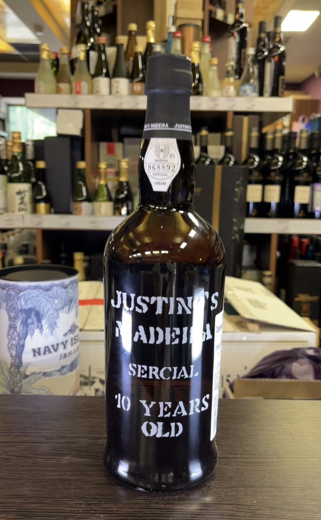 Justino’s Madeira Sercial Dry 10 Years Old Мадейра Жустинос Мадера Серсиаль Драй 10 лет 0.75л