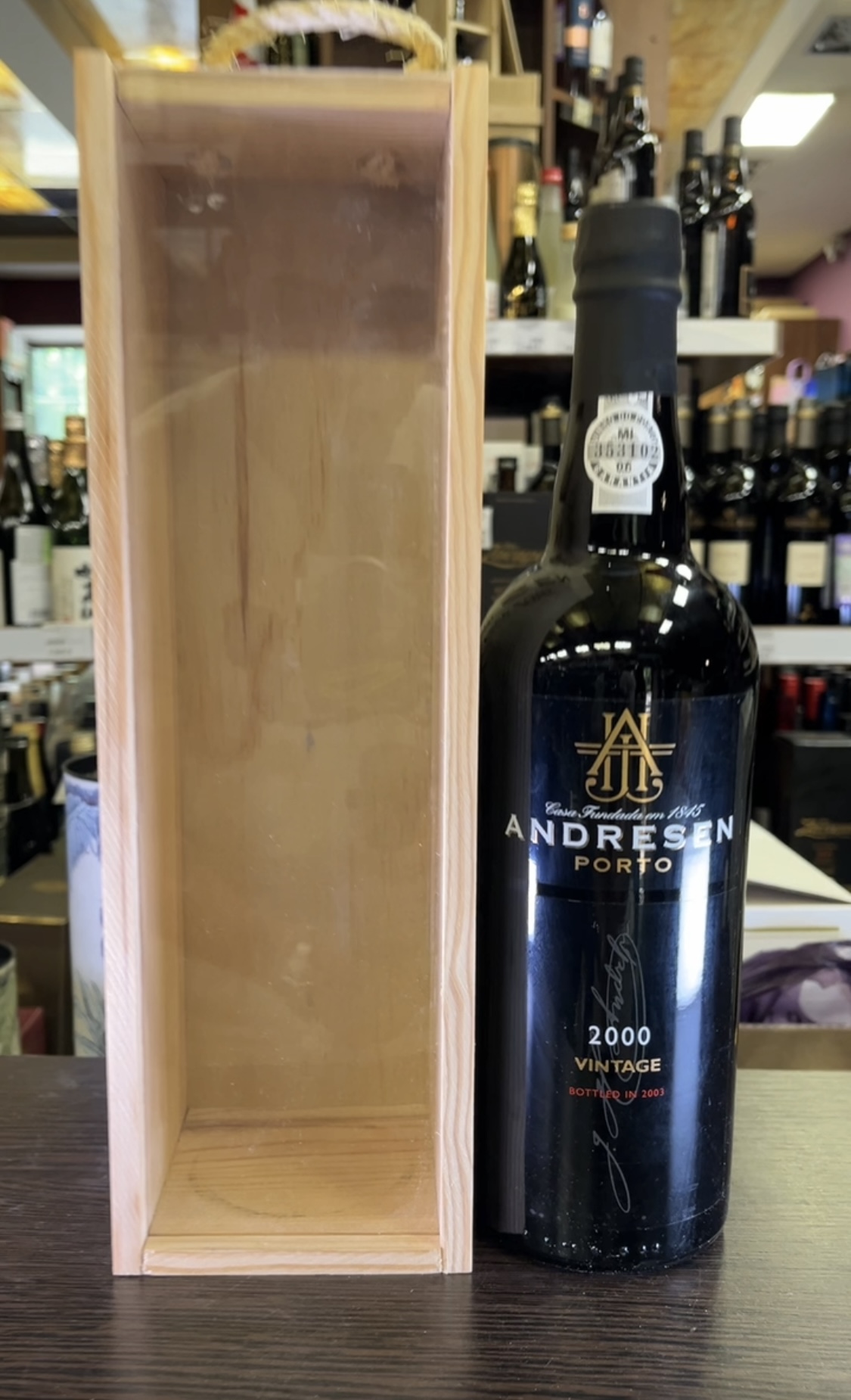 Andresen Vintage 2000 Портвейн Андресен Винтаж 2000г 0.75л в деревянной упаковке