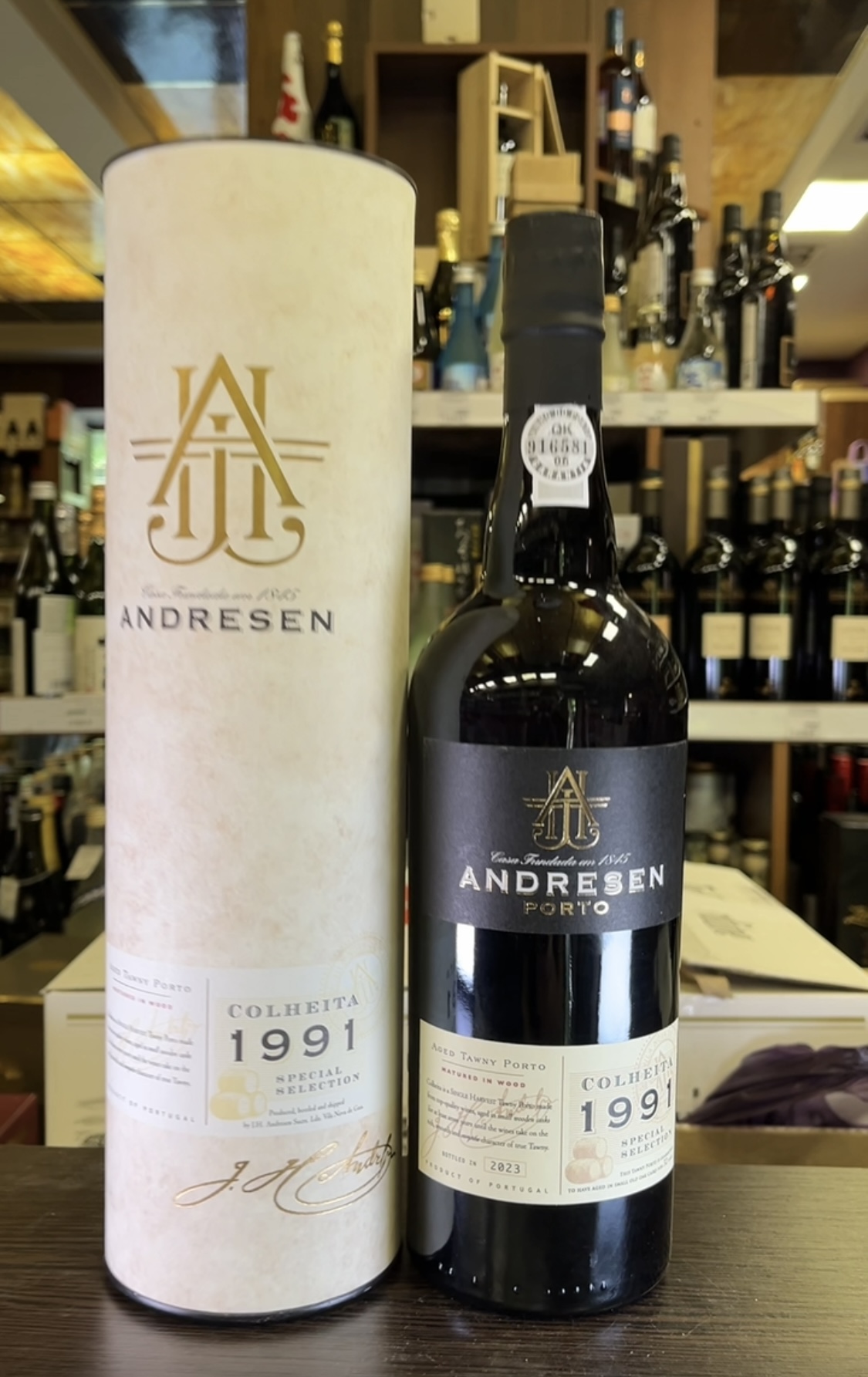 Andresen Colheita 1991 Портвейн Андресен Колейта 1991г 0.75л в подарочной тубе