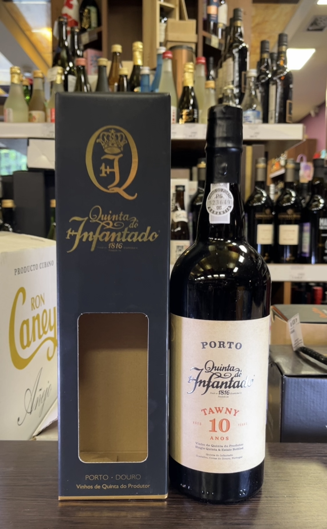 Quinta do Infantado 10 years old Tawny Портвейн Квинта до Инфантадо Тони 10 лет 0.75л в подарочной упаковке